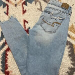 American eagle outfitters jeans light wash